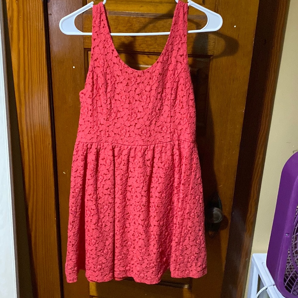 Brand- Lush   Size- small  color - pink